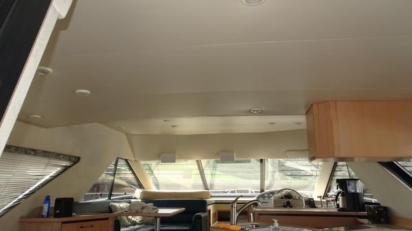 Bayliner 3988MY image