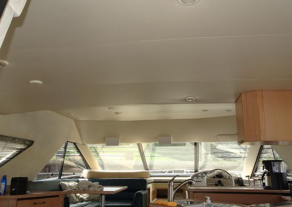 Bayliner 3988MY image