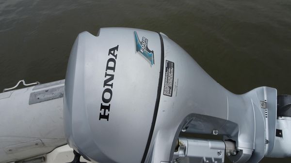 Bayliner 3988MY image