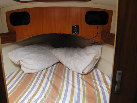 Beneteau First 285 image