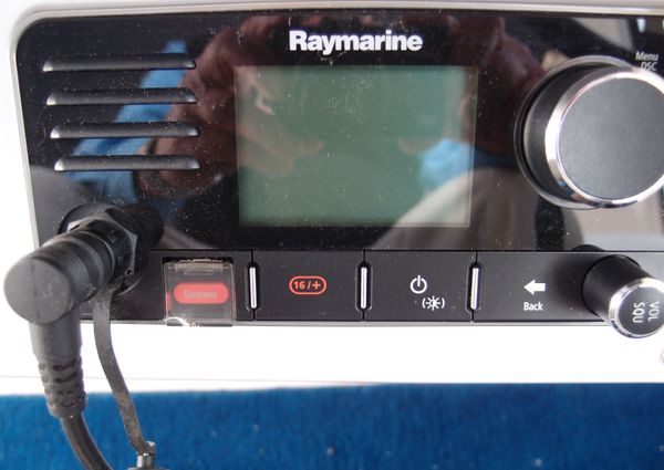 Sea-ray 330-SUNDANCER image