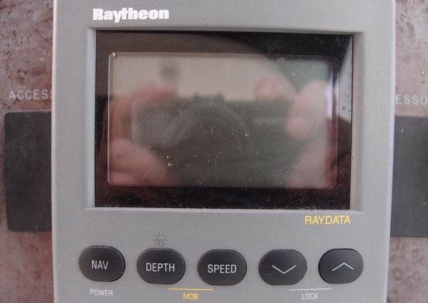 Sea-ray 330-SUNDANCER image