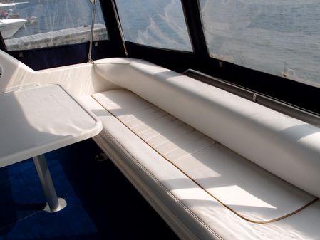 Sea-ray 330-SUNDANCER image