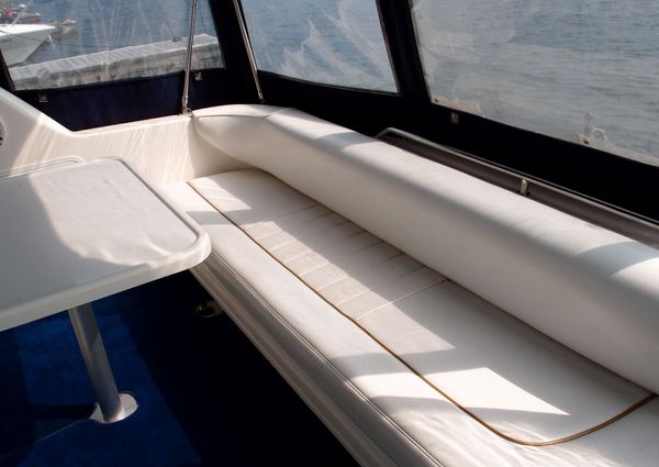 Sea-ray 330-SUNDANCER image