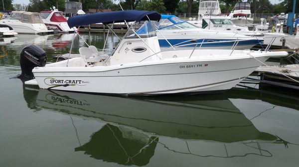 Sport-Craft 210 CC