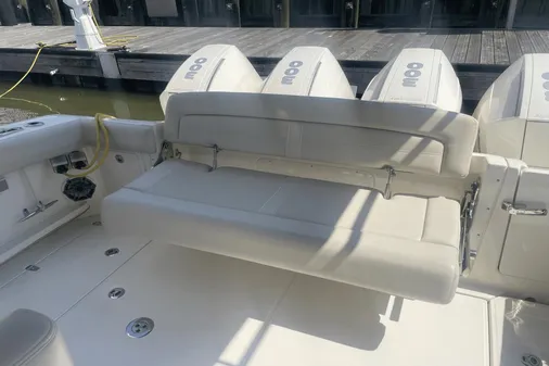 Boston Whaler 380 Realm image