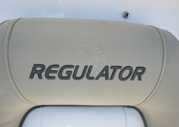 Regulator 34-CENTER-CONSOLE image