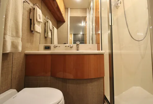 Lazzara 74 MOTOR YACHT image