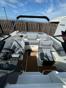 Bayliner VR5-BOWRIDER-I-O image