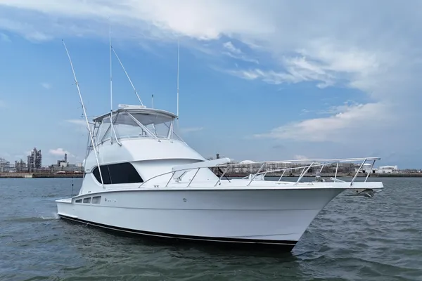 Hatteras 50 Convertible Sportfish image