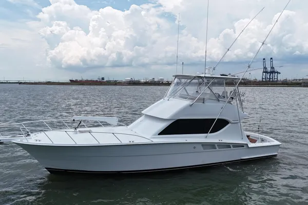 Hatteras 50 Convertible Sportfish image