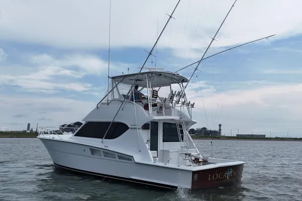 Hatteras 50 Convertible Sportfish image