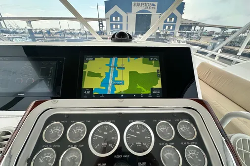 Hatteras 50 Convertible Sportfish image
