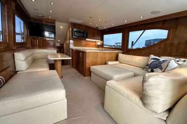 Hatteras 50 Convertible Sportfish image