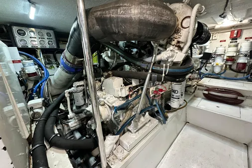 Hatteras 50 Convertible Sportfish image