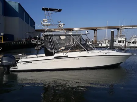 Contender 35 Express Side Console 