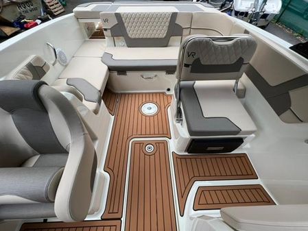 Bayliner VR6 Bowrider image