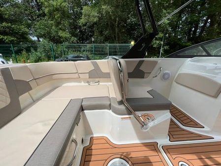 Bayliner VR6 Bowrider image