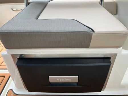 Bayliner VR6 Bowrider image
