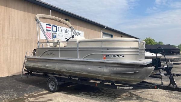 SunChaser Oasis Cruise 820 