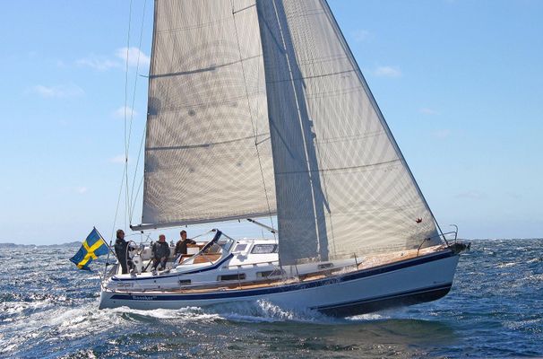 Hallberg-Rassy 372 - main image