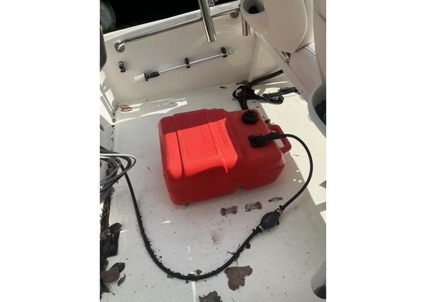 Boston-whaler SUPER-SPORT-13 image