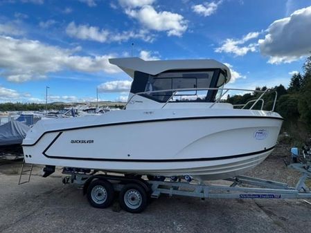 Quicksilver 625-PILOTHOUSE image
