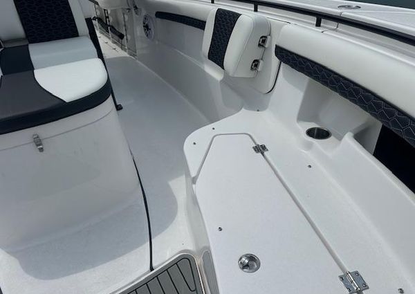 Tidewater 320-CC-ADVENTURE image