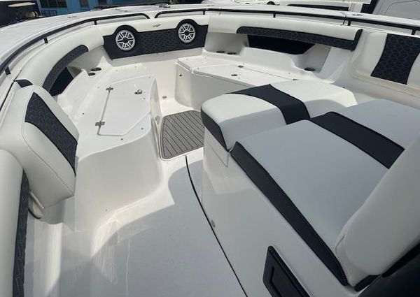 Tidewater 320-CC-ADVENTURE image