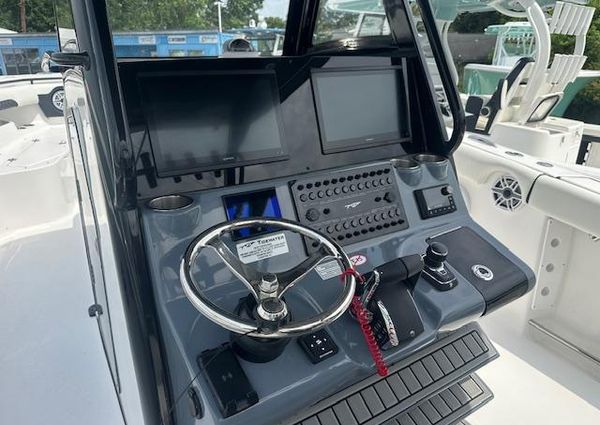 Tidewater 320-CC-ADVENTURE image