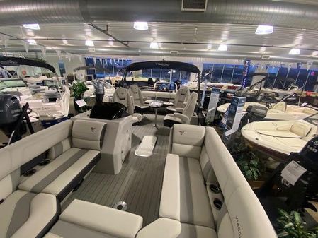 Viaggio DIAMANTE-D23Q-ULTIMATE-QUAD-SEATING- image