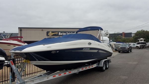 Sea Ray 300 Sundeck