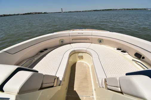 Chris-Craft Launch 31 GT image