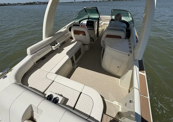 Chris-Craft Launch 31 GT image