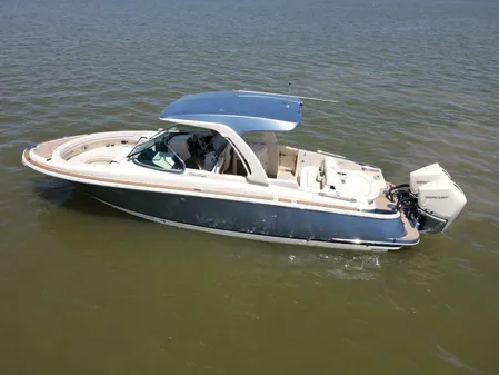 Chris-Craft Launch 31 GT image