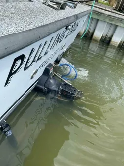 Custom 31 Center Console image