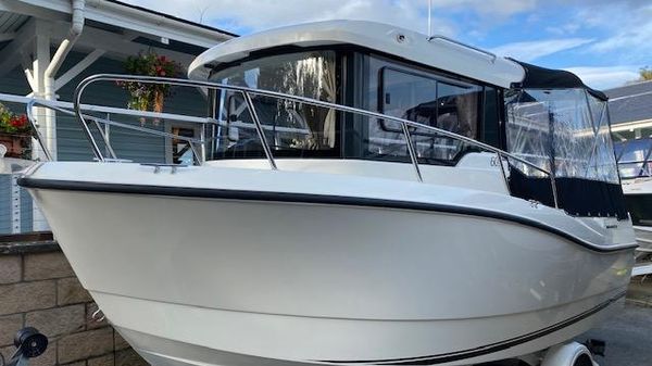 Quicksilver 605 Pilothouse