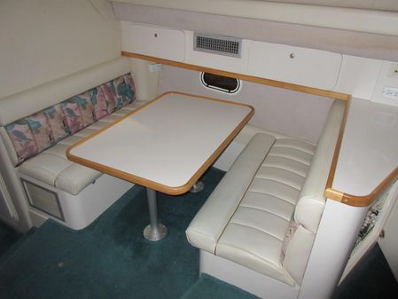 Cruisers Yachts 3650 Aft Cabin image