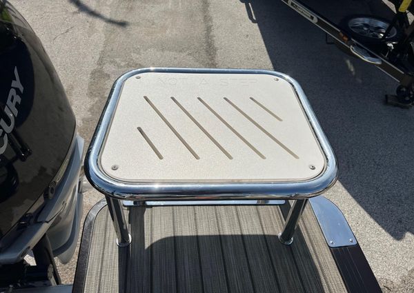 Harris 230-SOLSTICE image