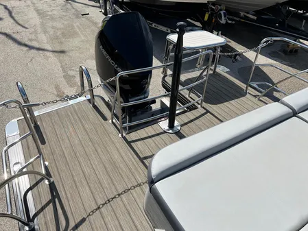 Harris 230-SOLSTICE image