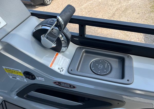 Harris 230-SOLSTICE image