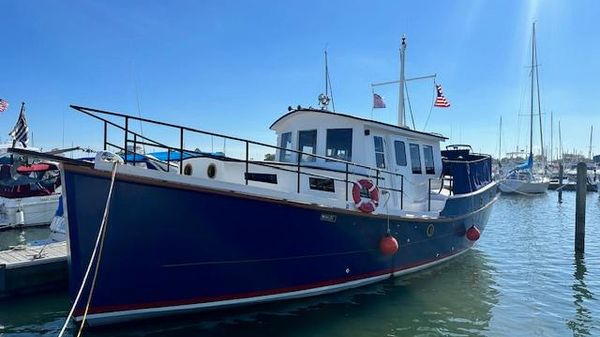 Diesel Duck 38 Trawler 