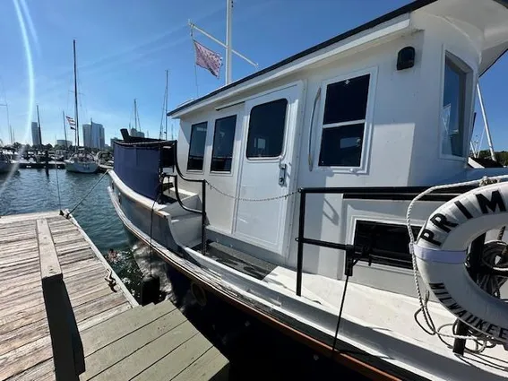 Diesel-duck 38-TRAWLER image