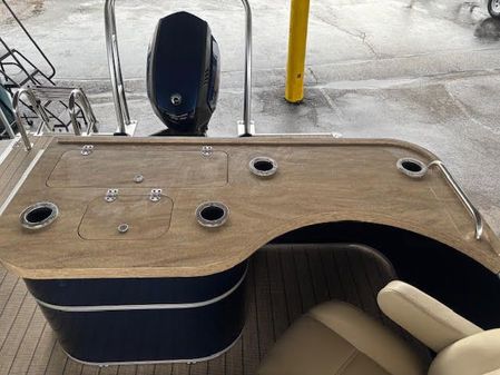 Sylvan MIRAGE-CRUISE-8524-ENTERTAINER-LE image