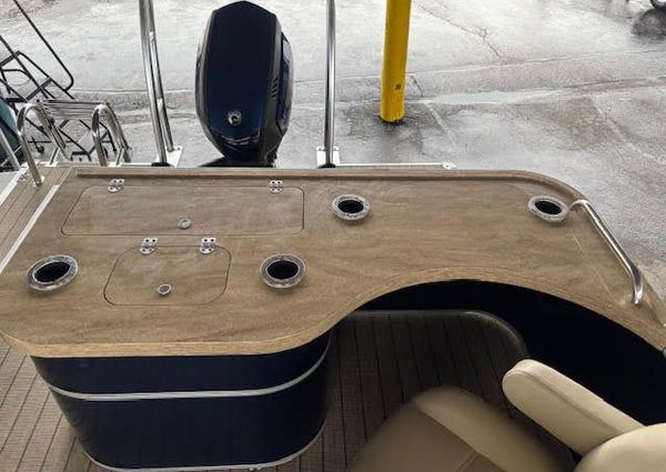 Sylvan MIRAGE-CRUISE-8524-ENTERTAINER-LE image