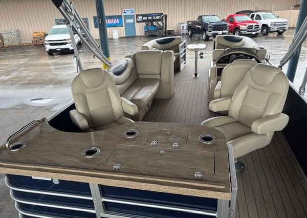 Sylvan MIRAGE-CRUISE-8524-ENTERTAINER-LE image