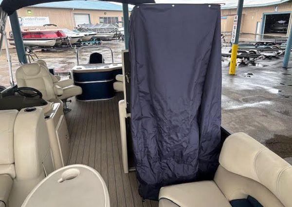 Sylvan MIRAGE-CRUISE-8524-ENTERTAINER-LE image