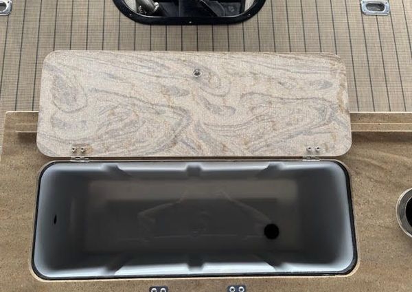 Sylvan MIRAGE-CRUISE-8524-ENTERTAINER-LE image