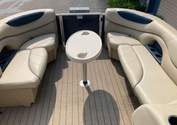 Sylvan MIRAGE-CRUISE-8524-ENTERTAINER-LE image