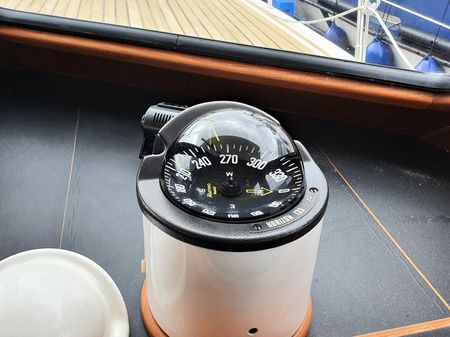 Trader 54 SUN DECK image